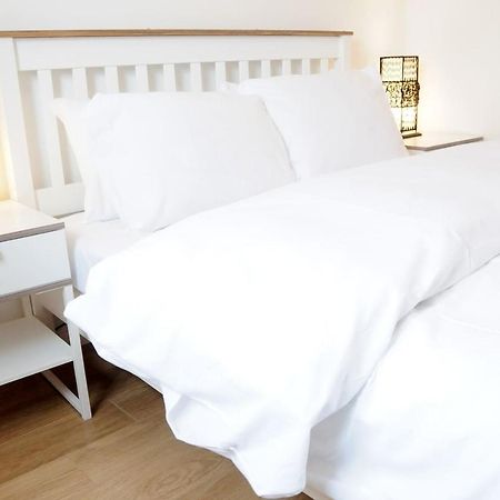 Peaceful And Quiet Apartment In A Bustling City Edinburgh Bagian luar foto