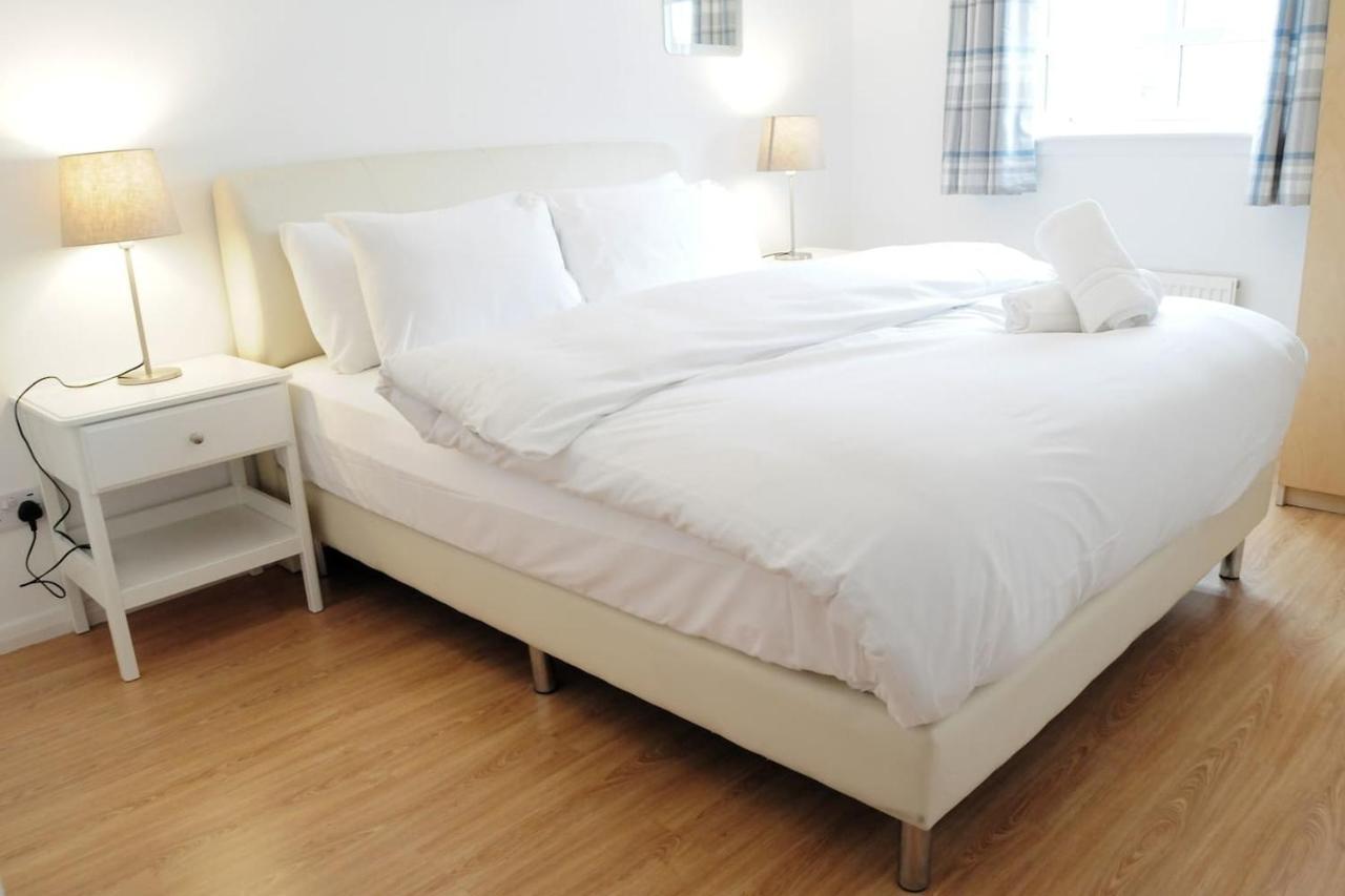 Peaceful And Quiet Apartment In A Bustling City Edinburgh Bagian luar foto