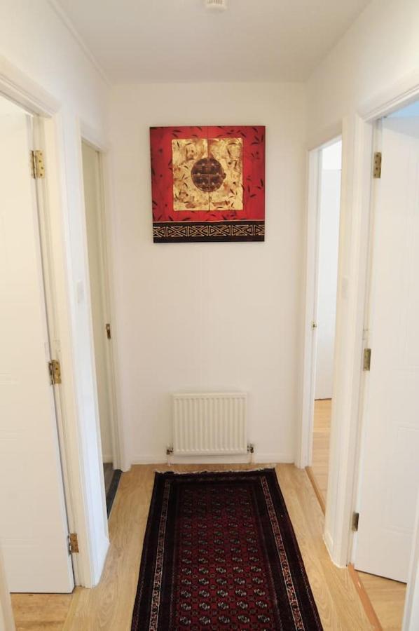 Peaceful And Quiet Apartment In A Bustling City Edinburgh Bagian luar foto